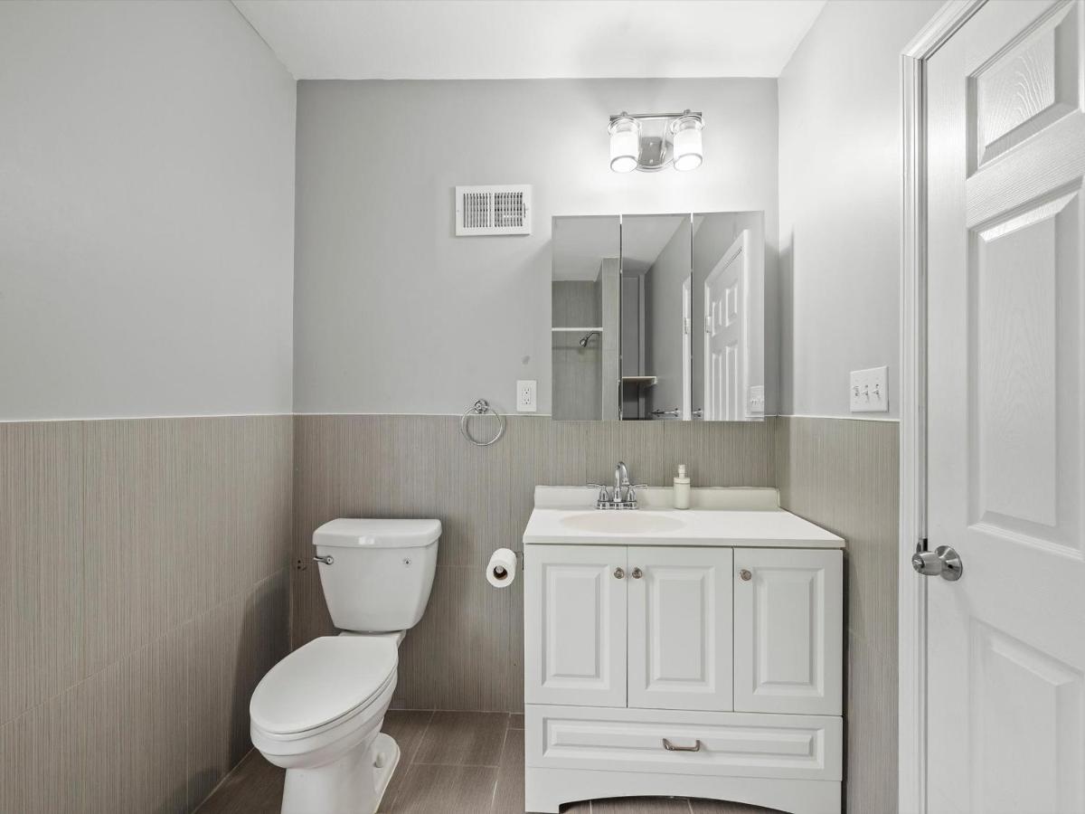 Oakland/University @G Modern And Bright Private Bedroom With Shared Bathroom Pittsburgh Exterior foto